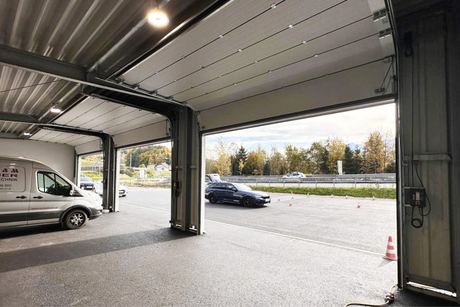 Sektionaltore-Proline-V-Sicke-RAL-7016-Stahl-Paneele