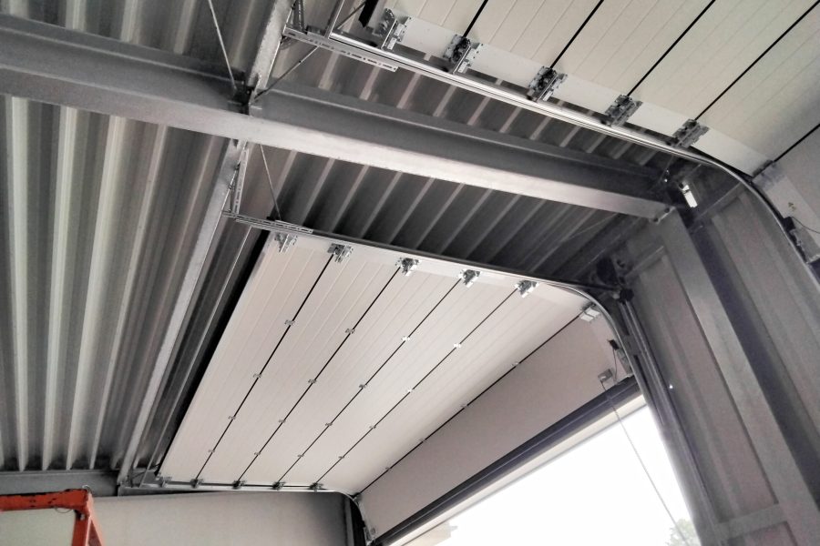 Sektionaltore-Proline-V-Sicke-RAL-7016-Stahl-Paneele