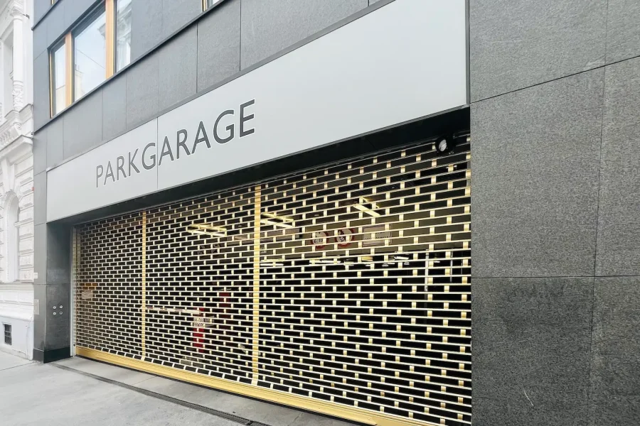 tiefgaragenrolltor-propark-rollgitter-siro-gold-eloxiert-wie-1070-lindengasse