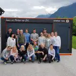 Mobiler Schauraum-Container | Teamfoto